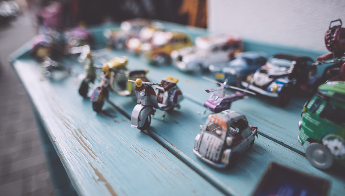 3 Differences Between “Good Parenting” and “Helicopter Parenting”